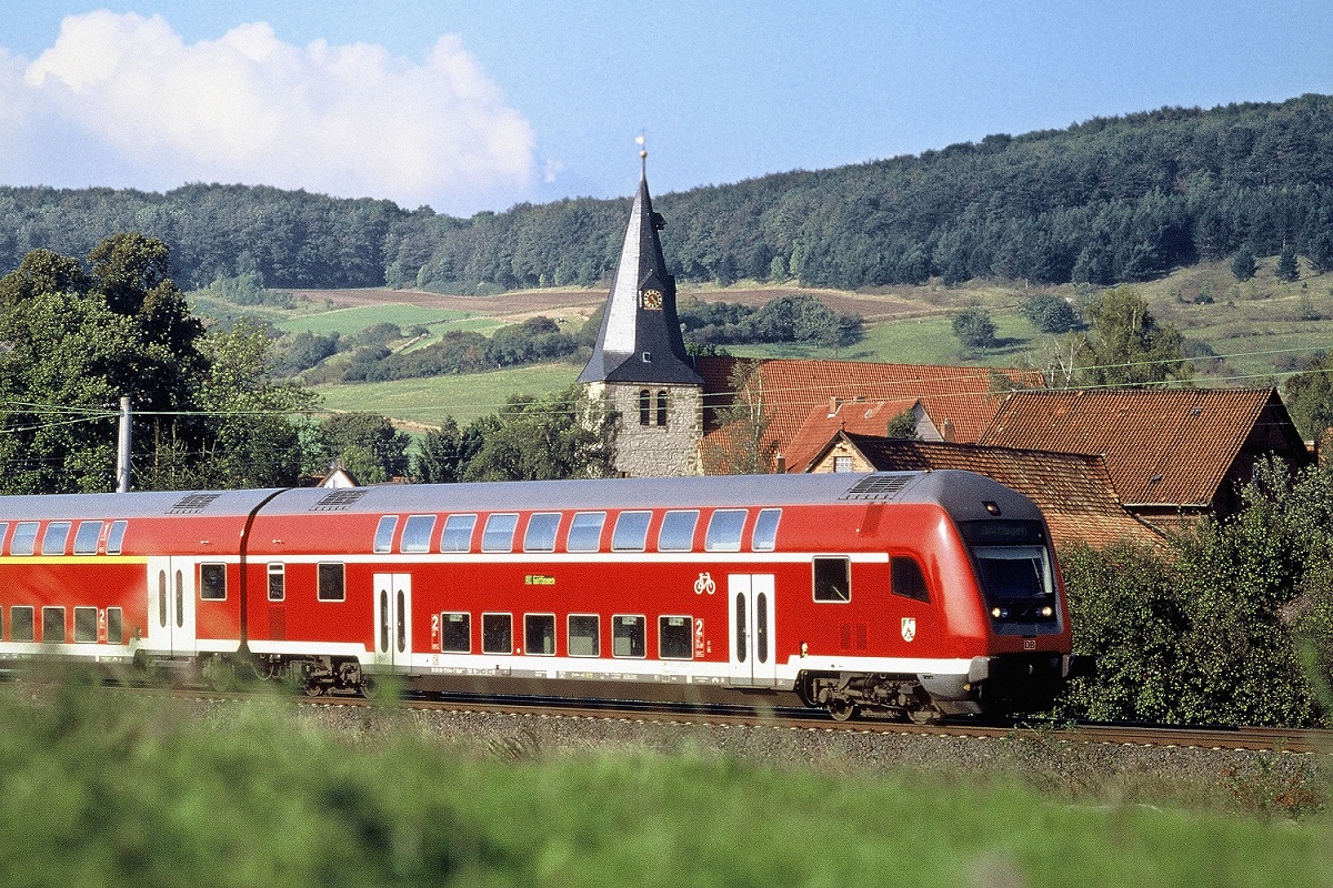 dosto_high1 HUBER+SUHNER und Bombardier Transportation unterzeichnen fünfjähriges Partnerschaftsabkommen